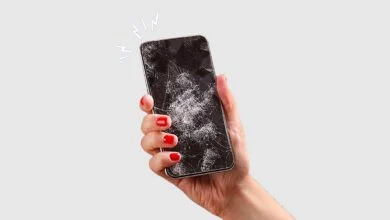 Smartphone Display Failures: Early Warning Signs and the Rising Cost of Neglect 2 Critical Smartphone Screen Issues Explained
