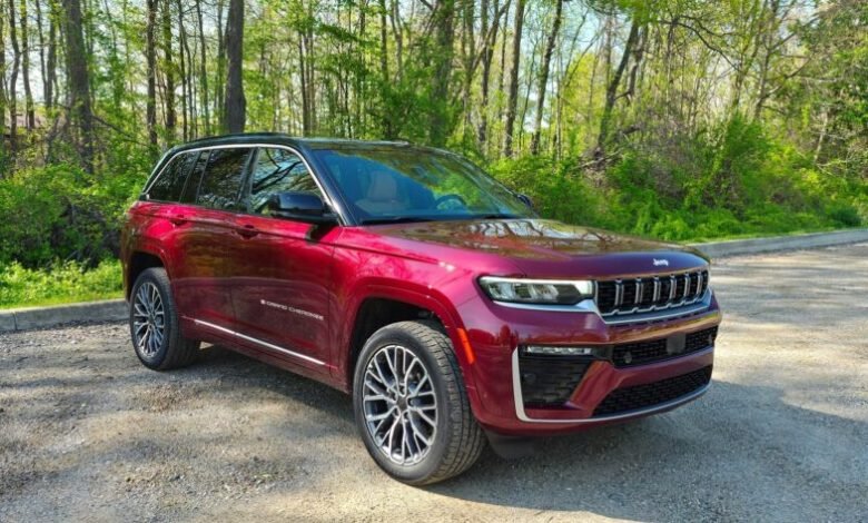 2026 Jeep Grand Cherokee Review: Hurricane Power and Premium Polish 1 2026 Jeep Grand Cherokee Review