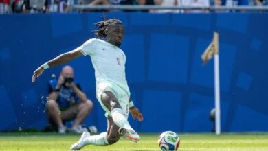 Chelsea Eye Roma Midfielder Manu Kone