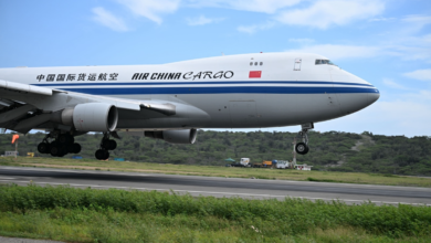 U.S. Troops Unload Chinese Aid Flight in Earthquake-Stricken Venezuela 1 U.S. Troops Handle Chinese Aid in Venezuela