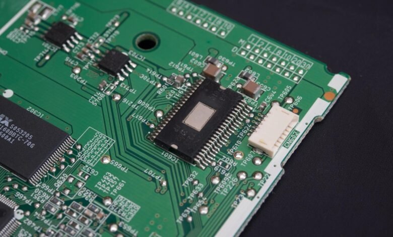 Bitcoin Slips to $63,000 as Deepening Semiconductor Selloff Drags Down Risk Assets 1 1784371049 ec16b0d98820048d0801ef198a8c4e6ca1e6f687 4608x3456