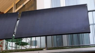 UK to Legalize Plug-In Balcony Solar Kits Starting August 27 10 UK Legalizes Plug-In Solar