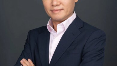 Samsung Mounts AI Offensive at Galaxy Unpacked to Defend Foldable Lead Against Apple 8 Samsung Unveils AI-Driven Foldables