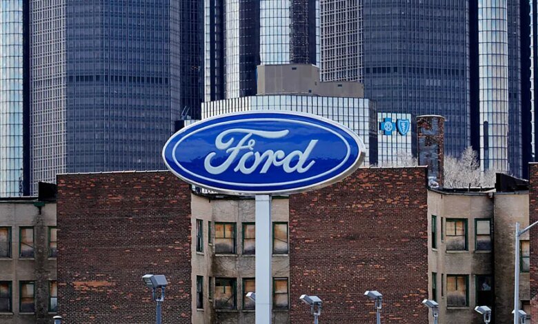 1784834248 1784834221 467 ford