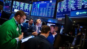 1784916747 trading floor