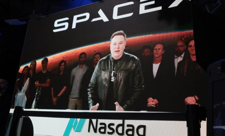Elon Musk Hints at SpaceX-Tesla Tie-Up as Shifting Valuations Threaten Deal Math 1 1784967925 GettyImages 2281237832