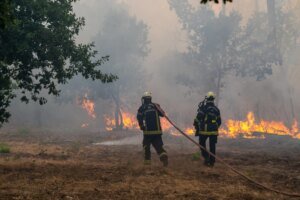 Southern Europe Wildfires Force Emergency Redeployments