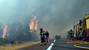 Massive Wildfires Threaten Bordeaux