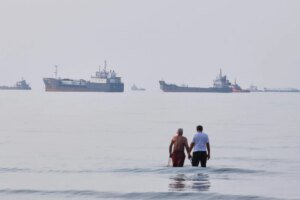 U.S. and Iran Pause Strikes