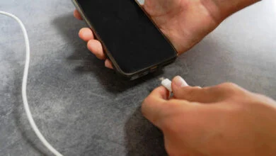 Why Smartphone Batteries Continue Draining After Being Powered Off 8 Why Powered-Off Phones Still Drain Battery
