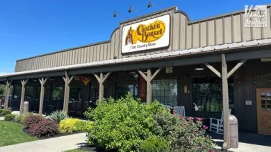 David Deno Named Cracker Barrel CEO as Julie Masino Steps Down 11 Cracker Barrel Names New CEO