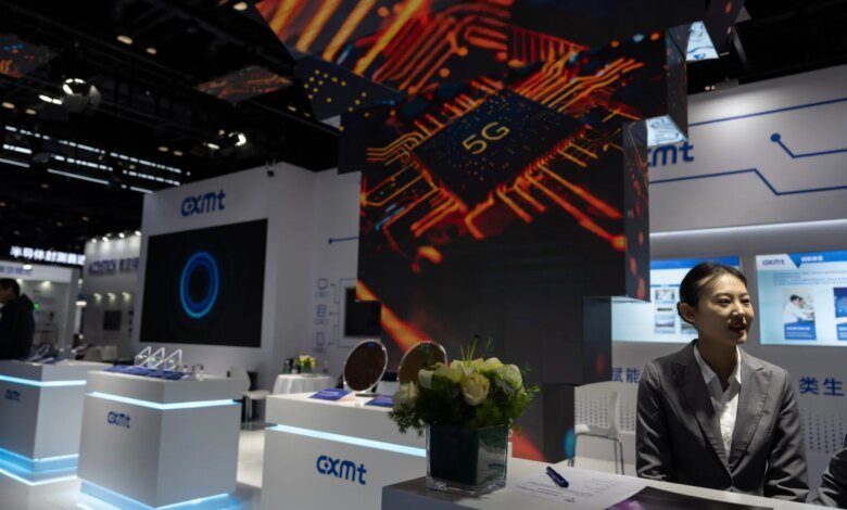 CXMT Soars in Record Shanghai IPO