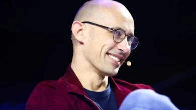 Shopify CEO Backs Wealth-Based Voting