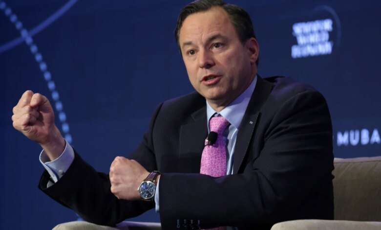 AI Infrastructure Boom Fuels $1T Rally