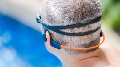 How Swimming Headphones Work