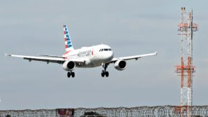 American Airlines Flights Resume After Outage