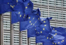 EU Extends Digital Services Act Oversight to ChatGPT and Roblox