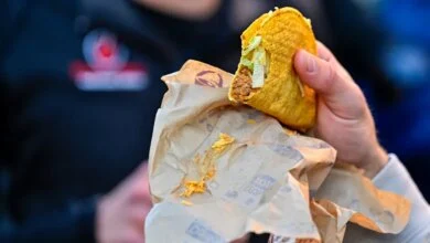 Taco Bell Recovers Sales Momentum Following Multi-State Cyclospora Outbreak 8 Taco Bell Recovers After Cyclospora Outbreak