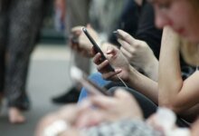 Meta Expands AI Feed Personalization