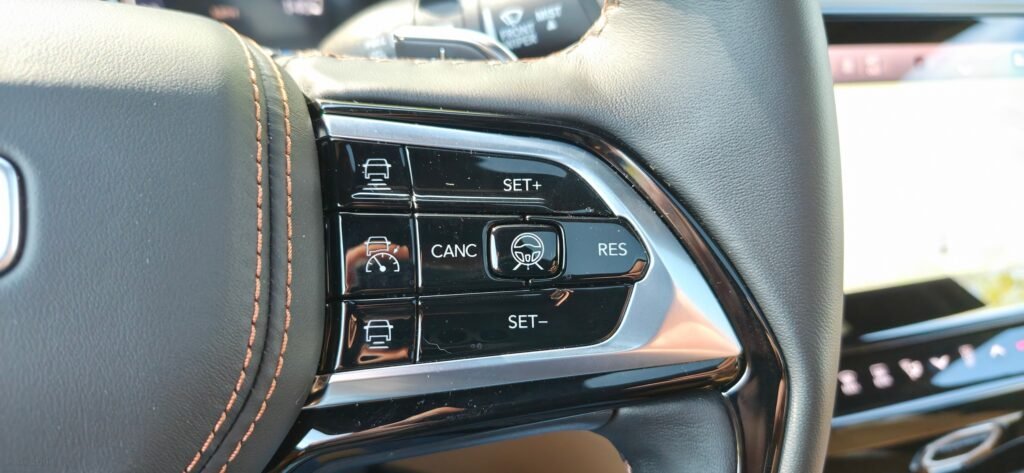  We Play Passenger With Stellantis Hands-Free Active Driving Assist | Review
