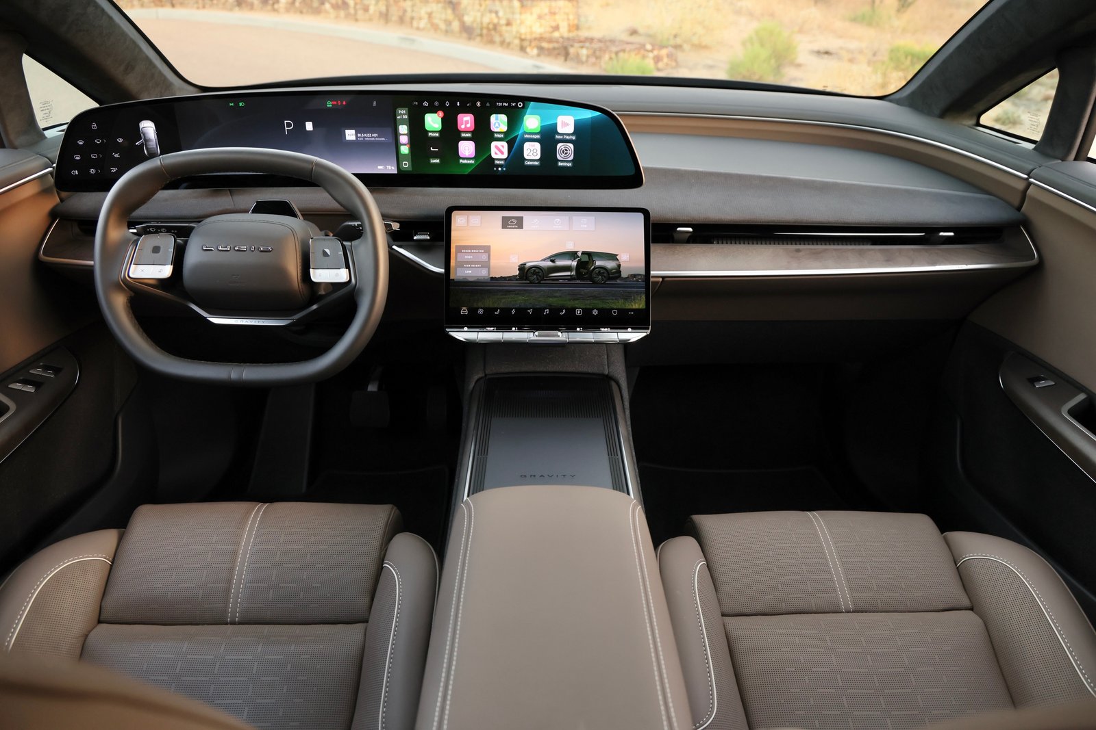 2025 Lucid Gravity Touring Review: The Sweet Spot of the Electric SUV Segment 2 Lucid Gravity cockpit