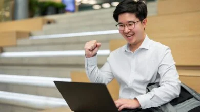 Wall Street’s $8,600-per-week Internships Signal a Widening Divide in the Elite Talent War 9 Wall Street Intern Pay Surge