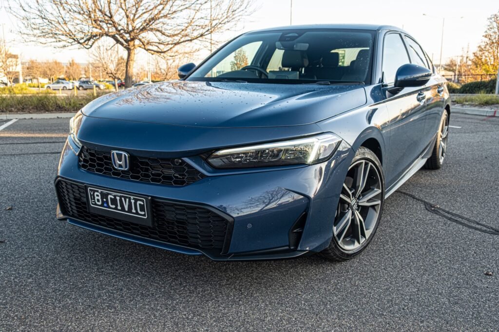  Honda’s 2026 Civic Hybrid Is A Genuinely Great Car With One Number That Sinks It