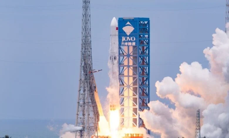 China tests reusable rocket recovery system