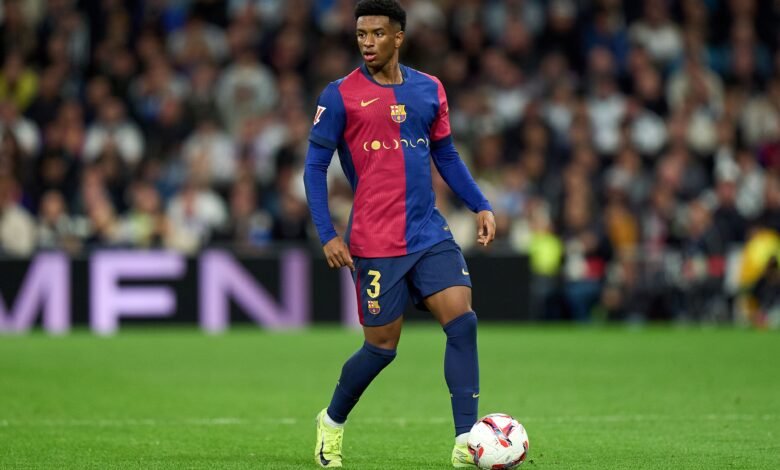United Target Barca's Alejandro Balde