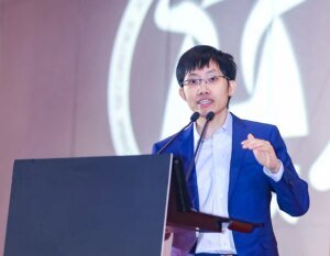 DeepSeek Rejects 996 AI Culture