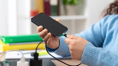 Why Using Your Phone While Charging Won't Ruin Its Battery — The Science of Power Management 4 Understanding Smartphone Battery Charging Science
