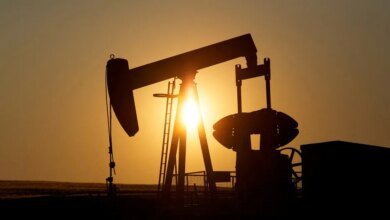 Crude Oil Drops Below $80 as Trump Claims Iran Peace Outline While Tehran Denies U.S. Talks 5 Crude Drops Below $80