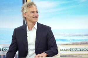 Palantir Q2 Earnings Beat