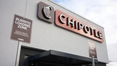 Chipotle Pulls Jalapeños Amid Minnesota Salmonella Outbreak Investigation 3 Chipotle Jalapeño Salmonella Outbreak