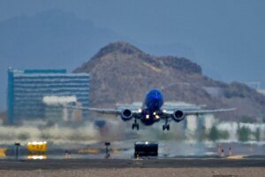 Extreme Heat Disrupts Commercial Flights