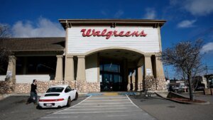 Walgreens Scales Back Planned Store Closures