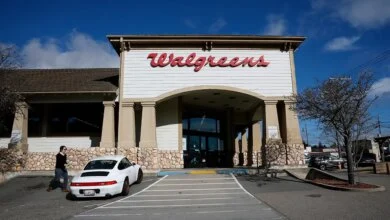 Walgreens Scales Back Planned Store Closures