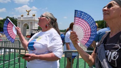 Heat Waves Strain U.S. Power Bills and Routines