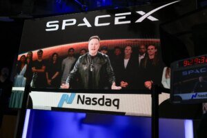 SpaceX Outlines Lunar Factory Strategy