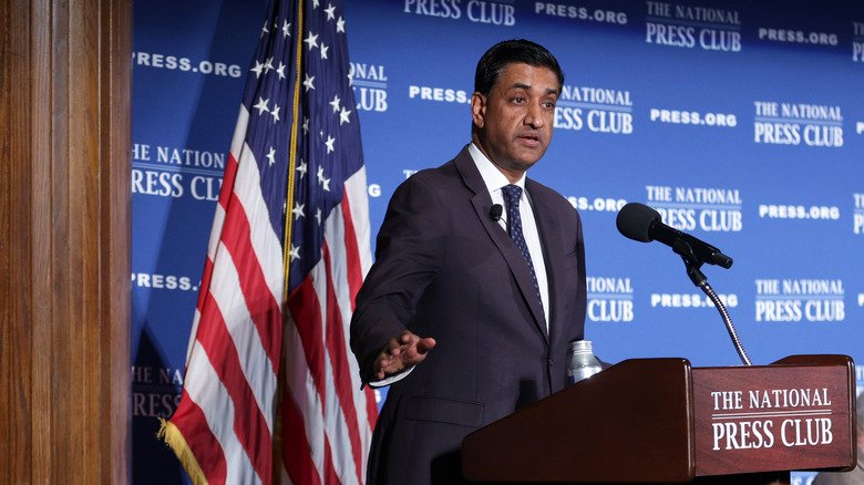 Ro Khanna Data Center Resolution