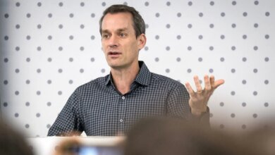 Google AI Pioneer Jeff Dean Launches DiscoveryLoop to Accelerate Scientific Breakthroughs 7 Jeff Dean Launches DiscoveryLoop