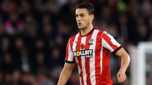 هاروود-بيليس محط أنظار كبار الأندية