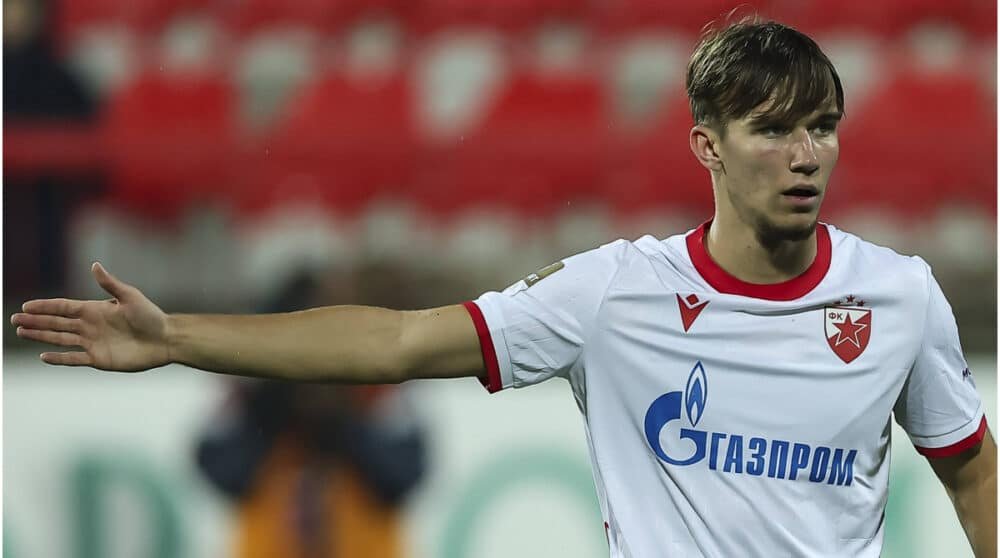 أرسنال يترقب موهبة النجم الأحمر الصاعدة فاسيلي كوستوف 1 Vasilije Kostov