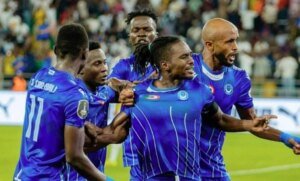 انتصار الهلال الإفريقي