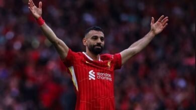 صلاح وإنجاز نيوكاسل