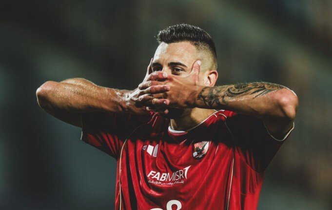 جراديشار يودع الأهلي