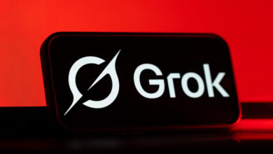 البنتاغون يدمج Grok في شبكاته: استراتيجية تسريع الذكاء الاصطناعي تتكشف 17 grok header 1 1152x648
