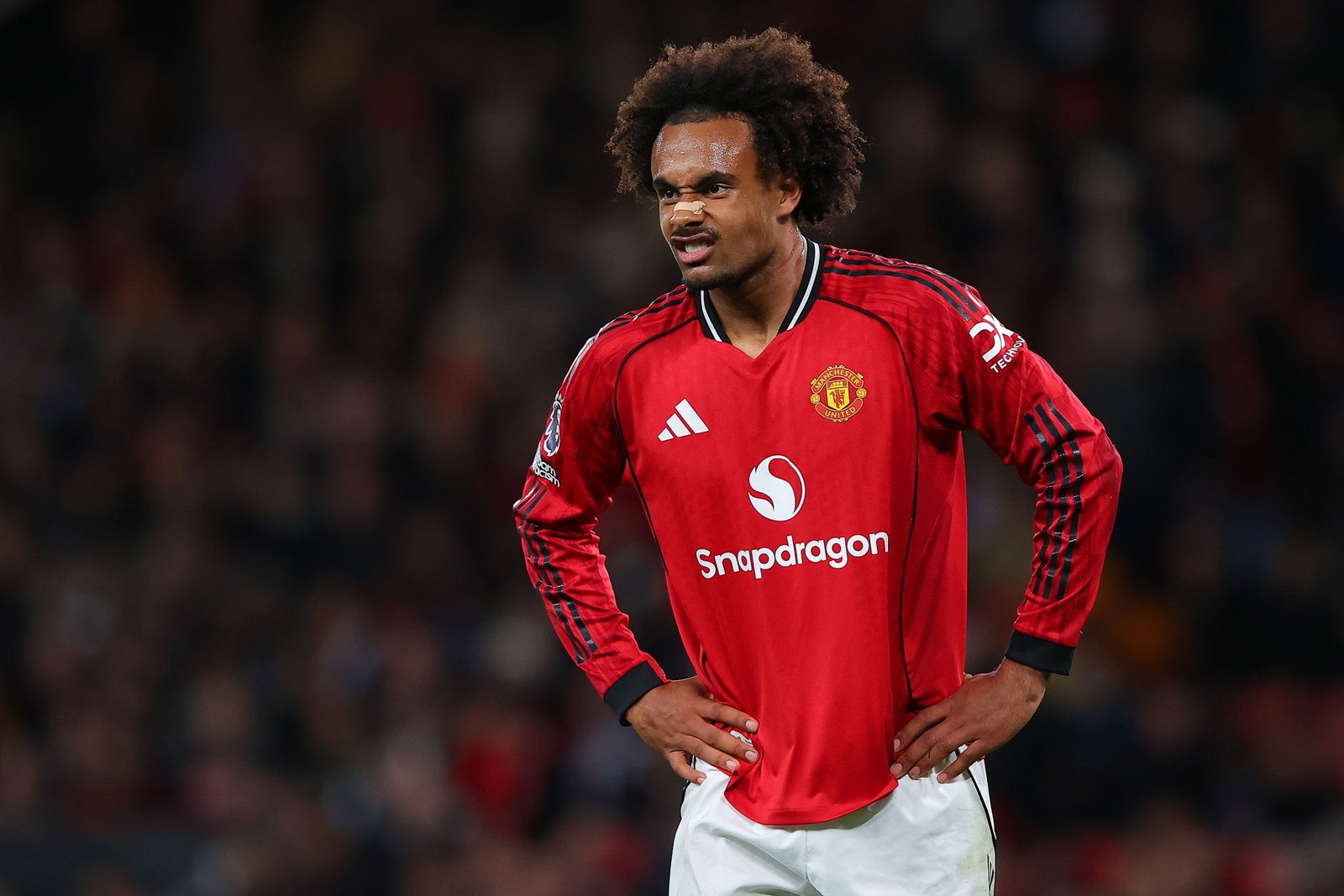 مانشستر يونايتد يبحث عن انتصار 2026 الأول تحت قيادة فليتشر أمام بيرنلي 10 licensed image