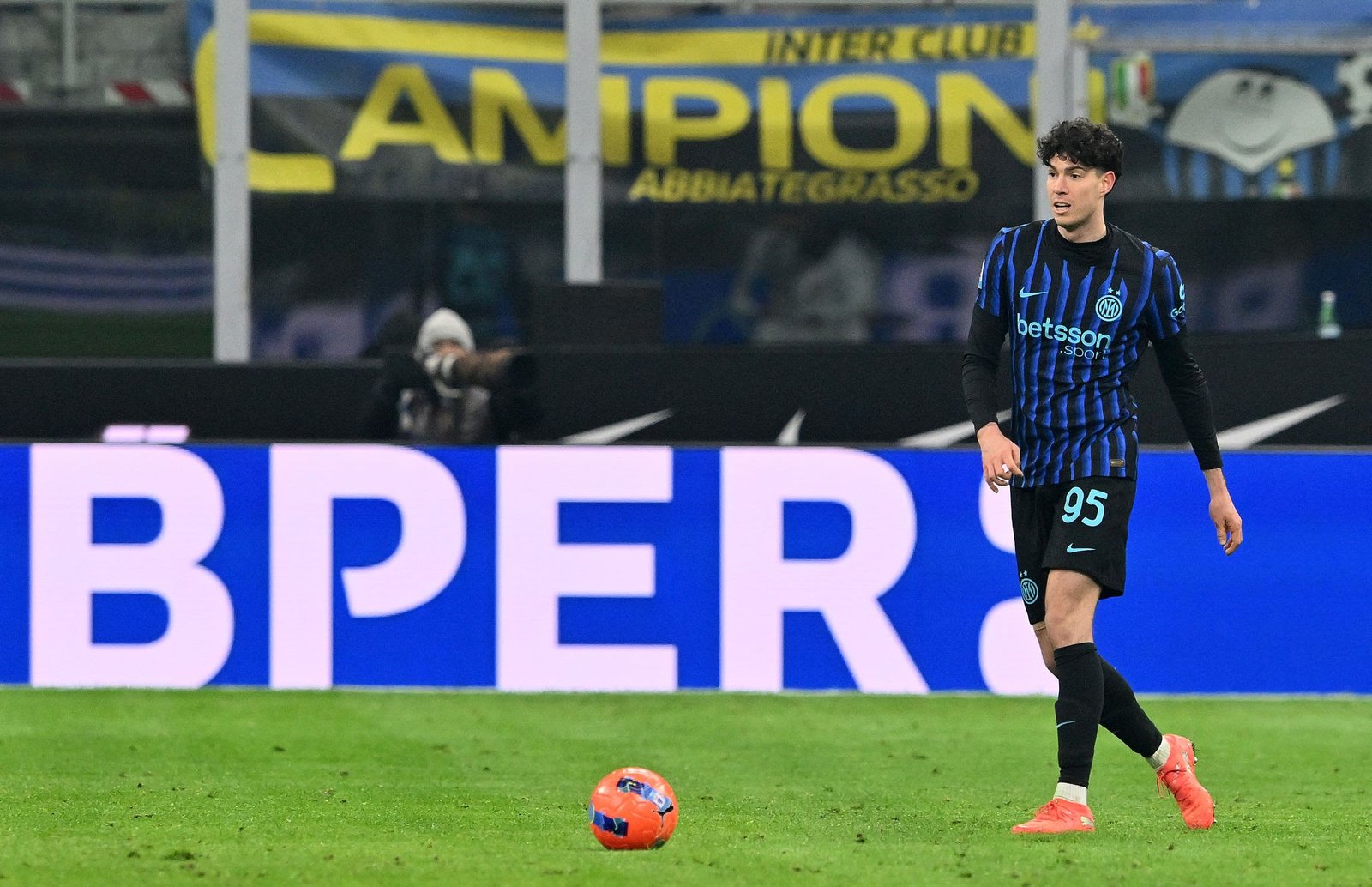 يونايتد-باستوني-صفقة-الصيف