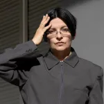 فنانة يابانية تروّض الفوضى: يوكو موهري تحوّل التحلل إلى إبداع في البندقية 3 يوكو-موهري-فن-التحلل-والطبيعة